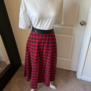 Plaid wool skirt